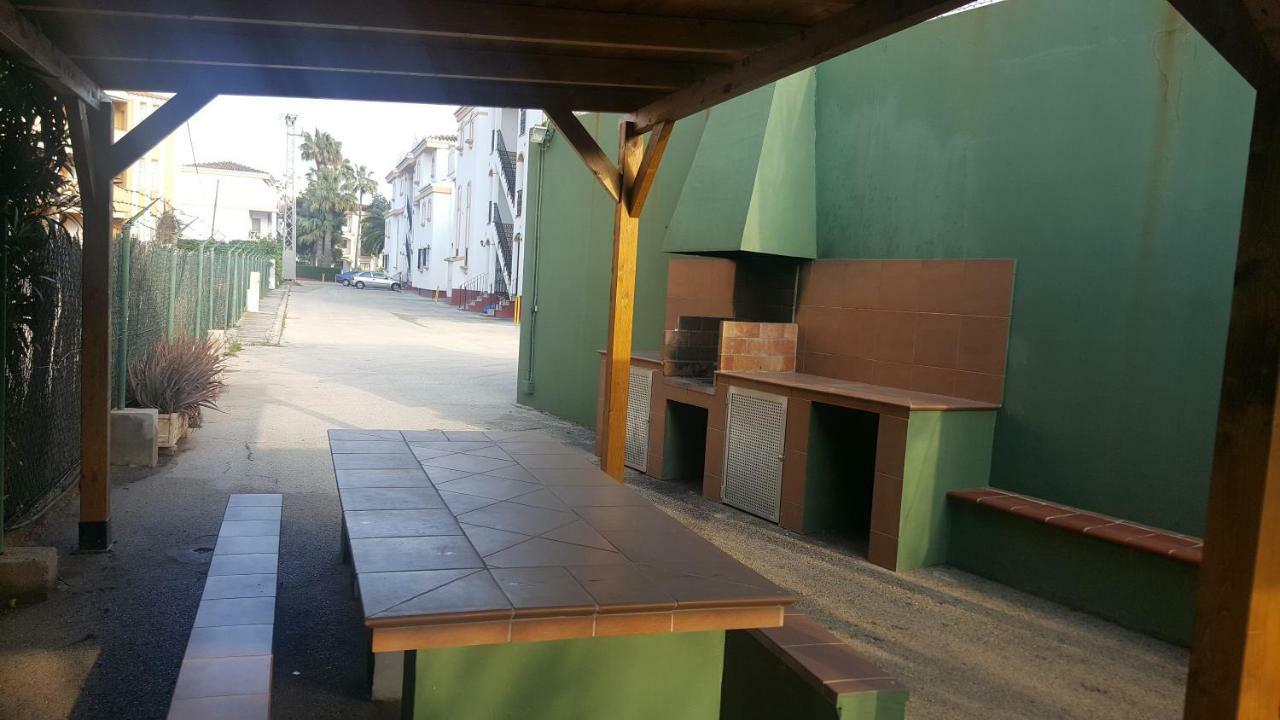 Ricky'S Village El Patio Denia Exterior photo